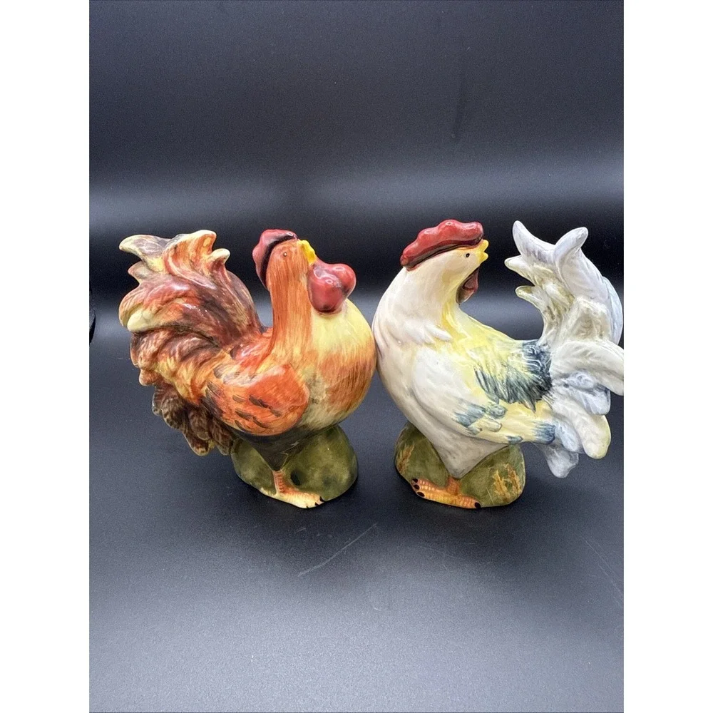 Vintage Ceramic Rooster Salt and Pepper Shakers Farmhouse Kitchen Decor Set
